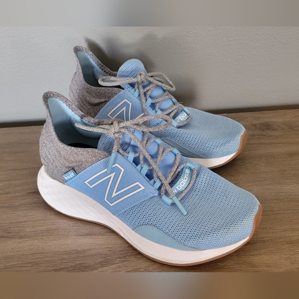 New Balance Fresh Foam ROAV Athletic Running Shoe Blue Womens 7.5